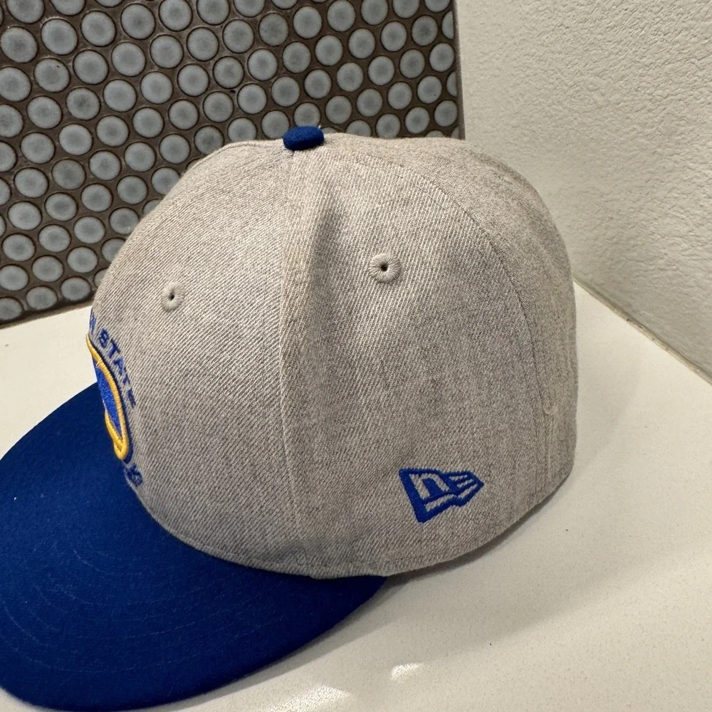 Golden State Warriors Hat Cap Snap Back New Era Gray Blue Yellow Logo OSFM Adult